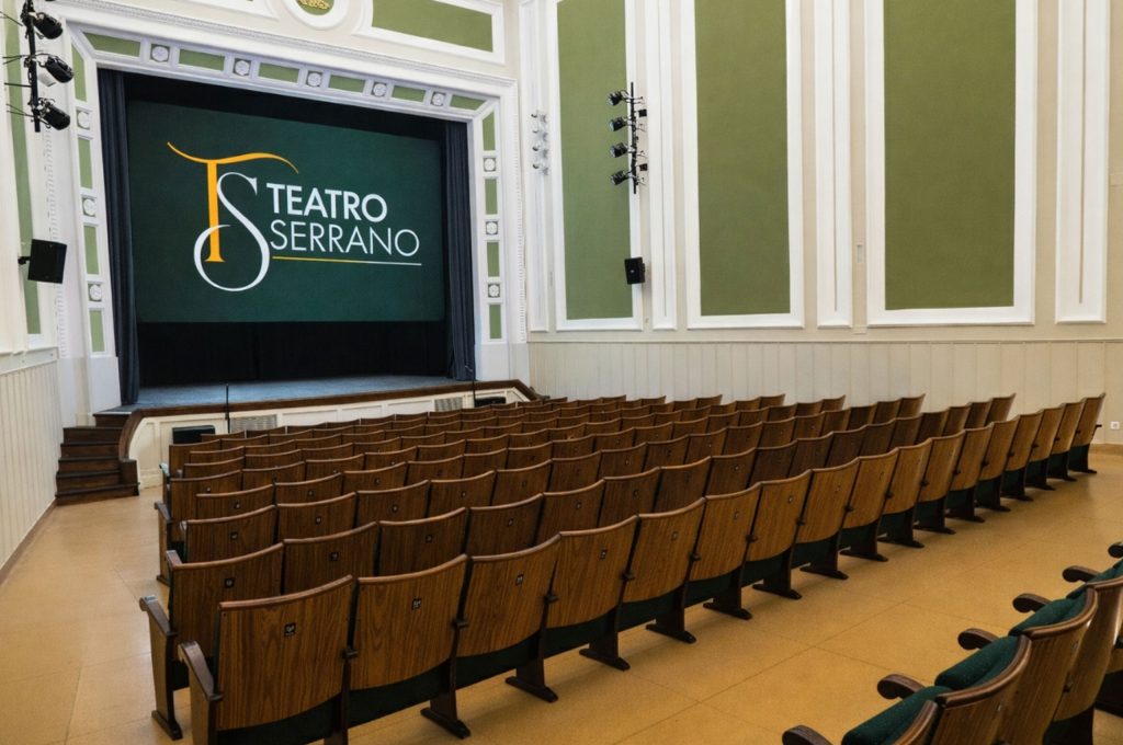 Escenario Teatro Serrano
